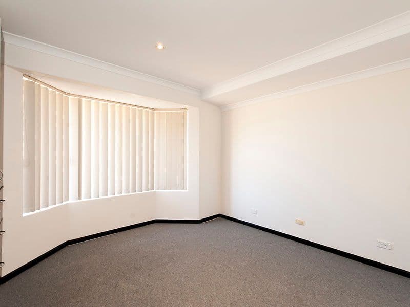 5 Nevis Court, CAVERSHAM WA 6055, Caversham - Thumbnail 4