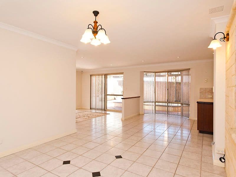 5 Nevis Court, CAVERSHAM WA 6055, Caversham - Thumbnail 6
