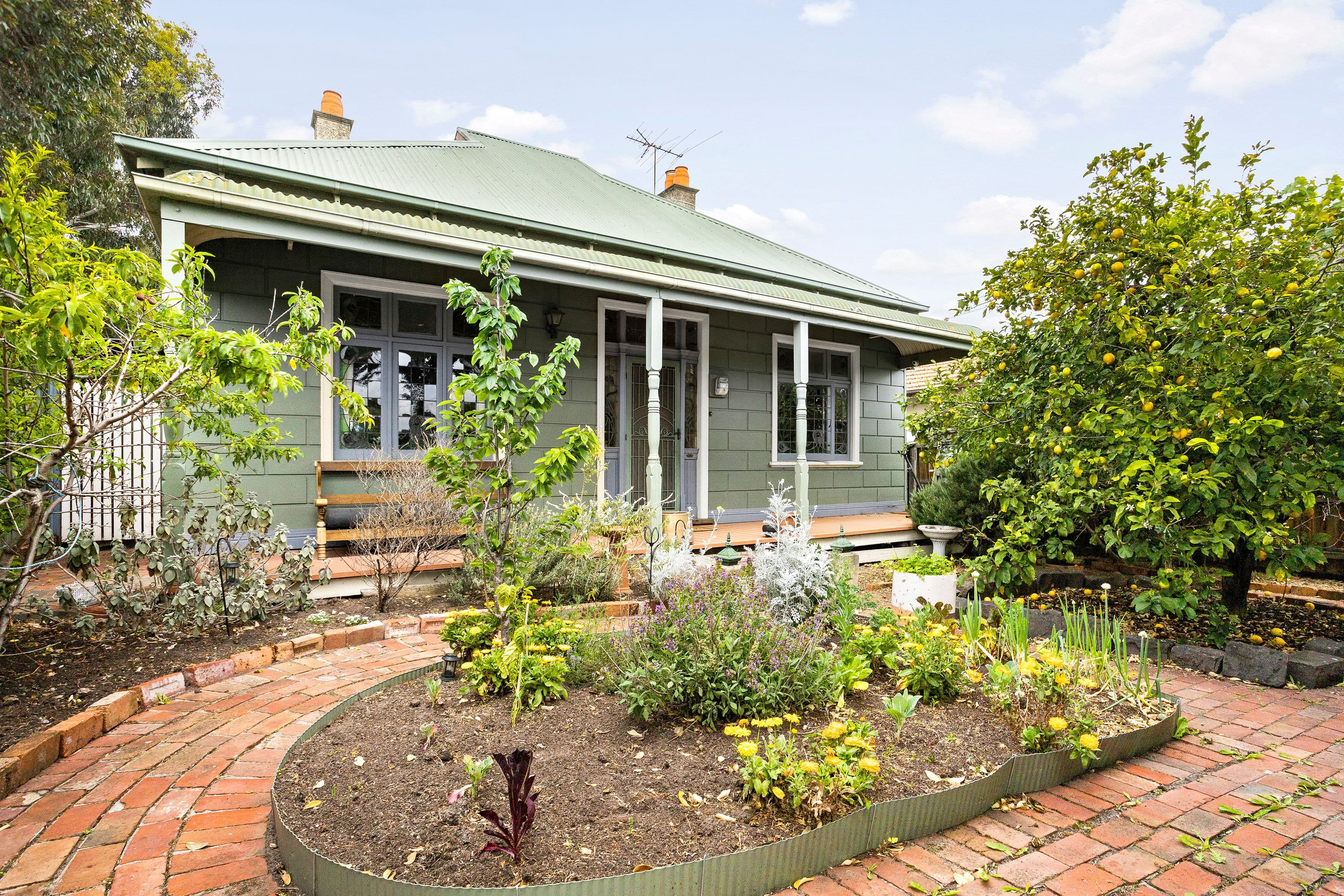 33 Bell Street, Coburg VIC 3058, Coburg - Image 1