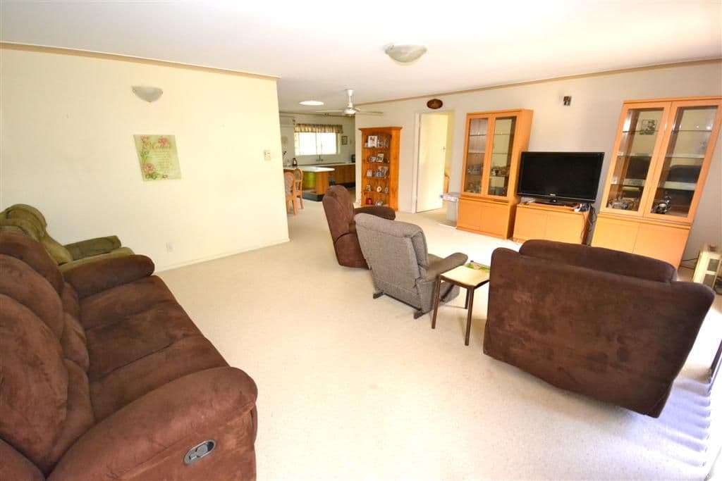 96 Valantine Road, BIRKDALE QLD 4159, Birkdale - Thumbnail 4