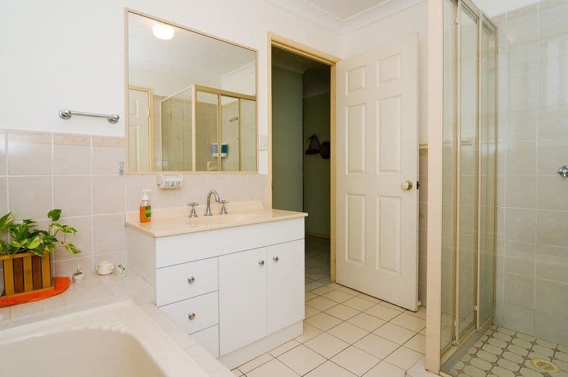 10 Perentie Street, REGENTS PARK QLD 4118, Regents Park - Thumbnail 7