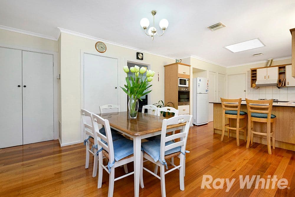 75 Box Hill Crescent, Mont Albert North VIC 3129, Mont Albert North - Thumbnail 4