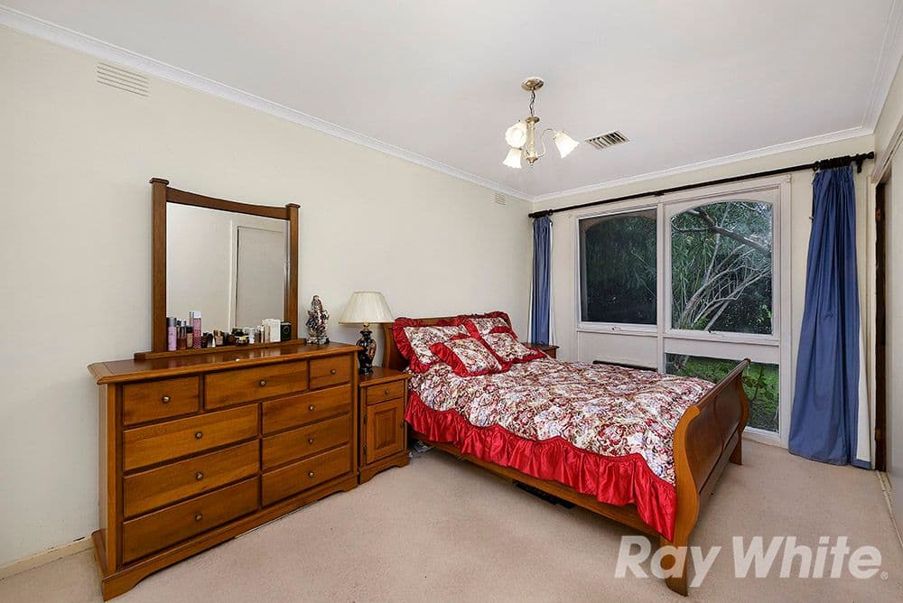 75 Box Hill Crescent, Mont Albert North VIC 3129, Mont Albert North - Thumbnail 6
