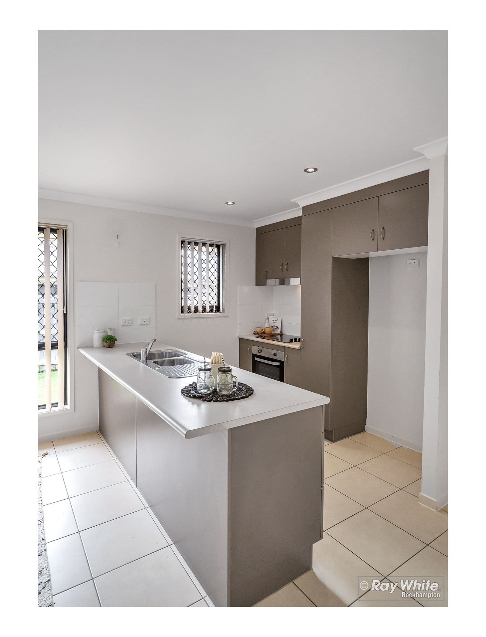 14 Florida Crescent, Parkhurst QLD 4702, Parkhurst - Thumbnail 3