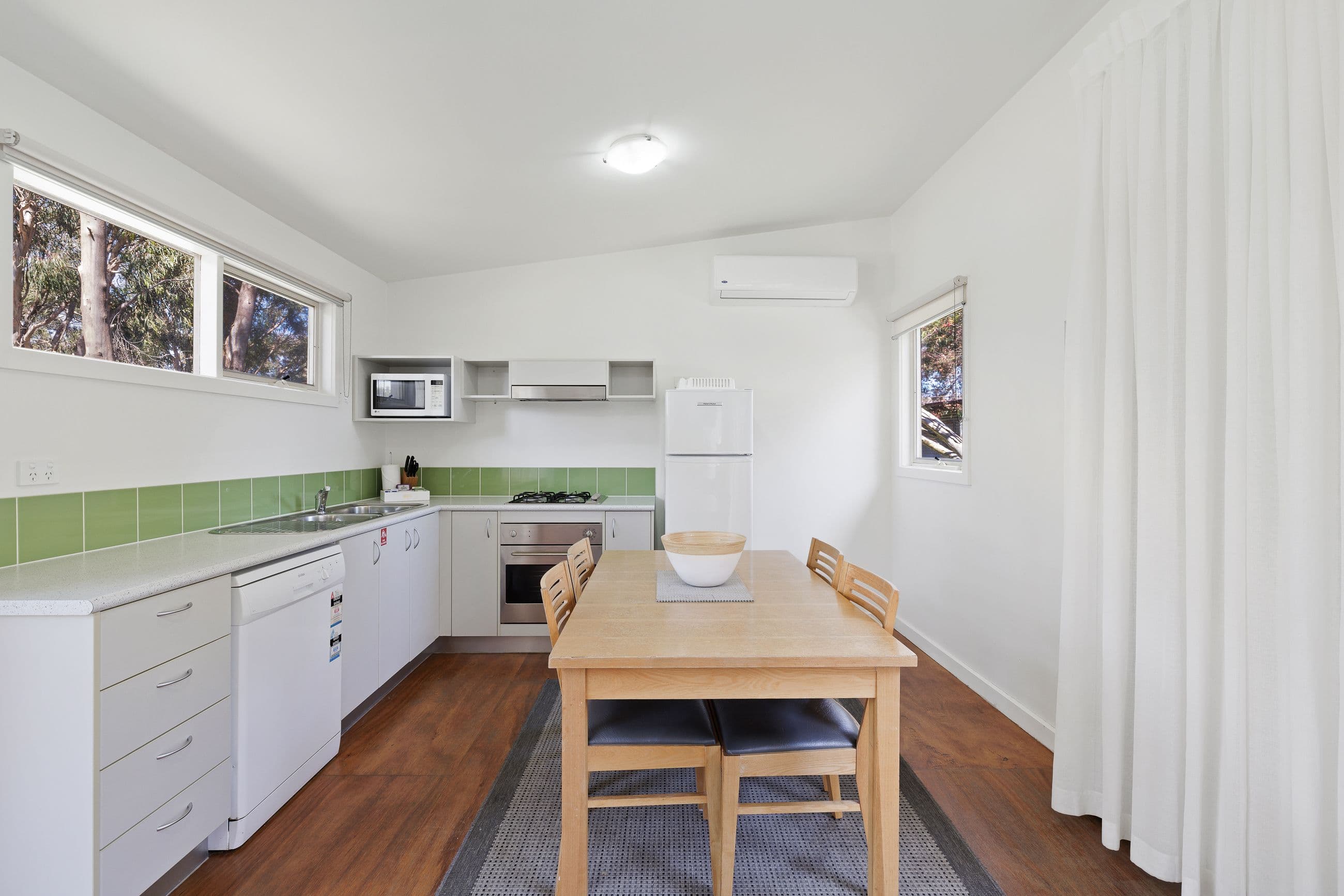 12 Portside Place, Bulimba QLD 4171, Bulimba - Thumbnail 3