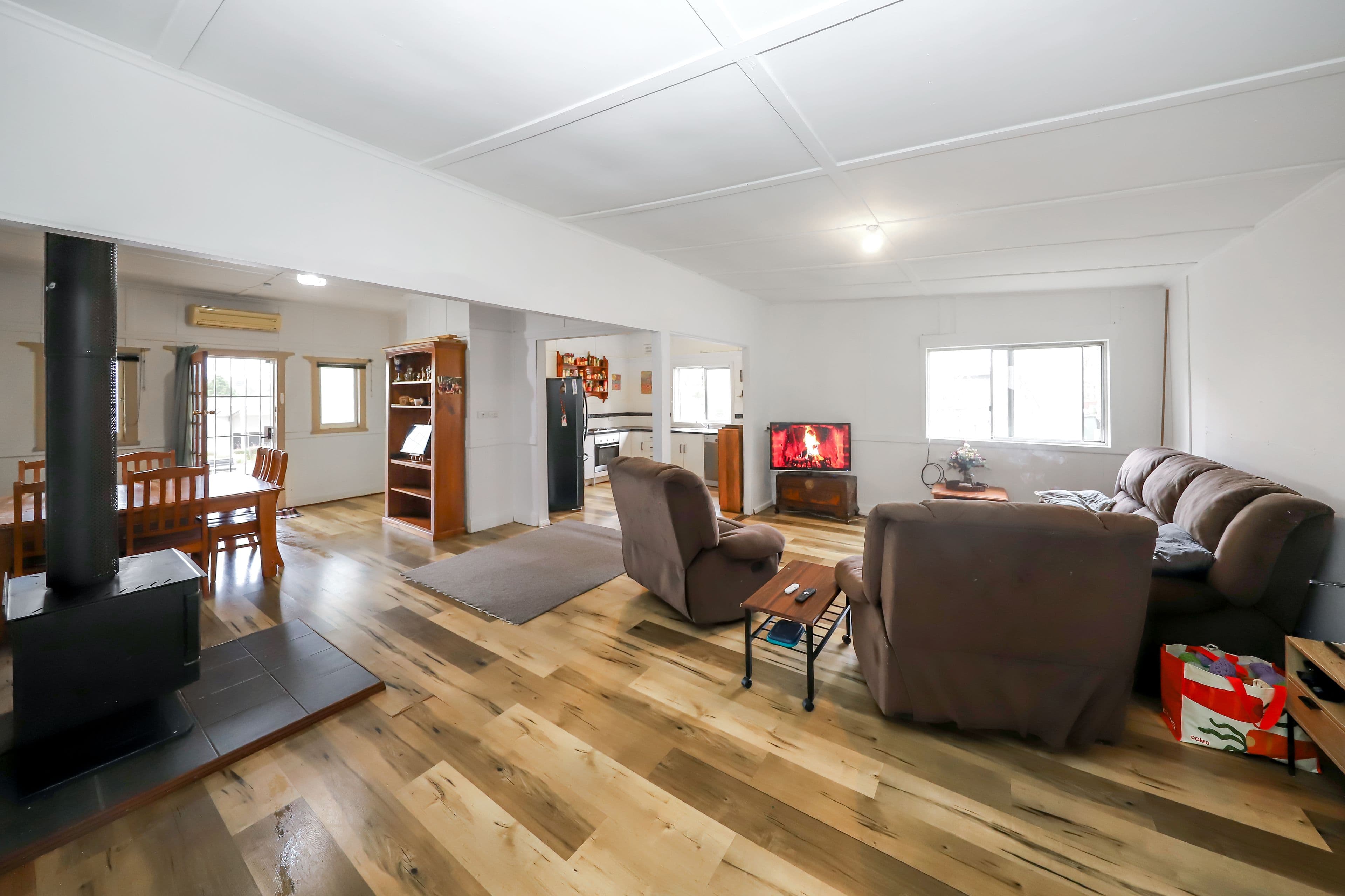 92 Pioneer Street, Batlow NSW 2730, Batlow - Thumbnail 2