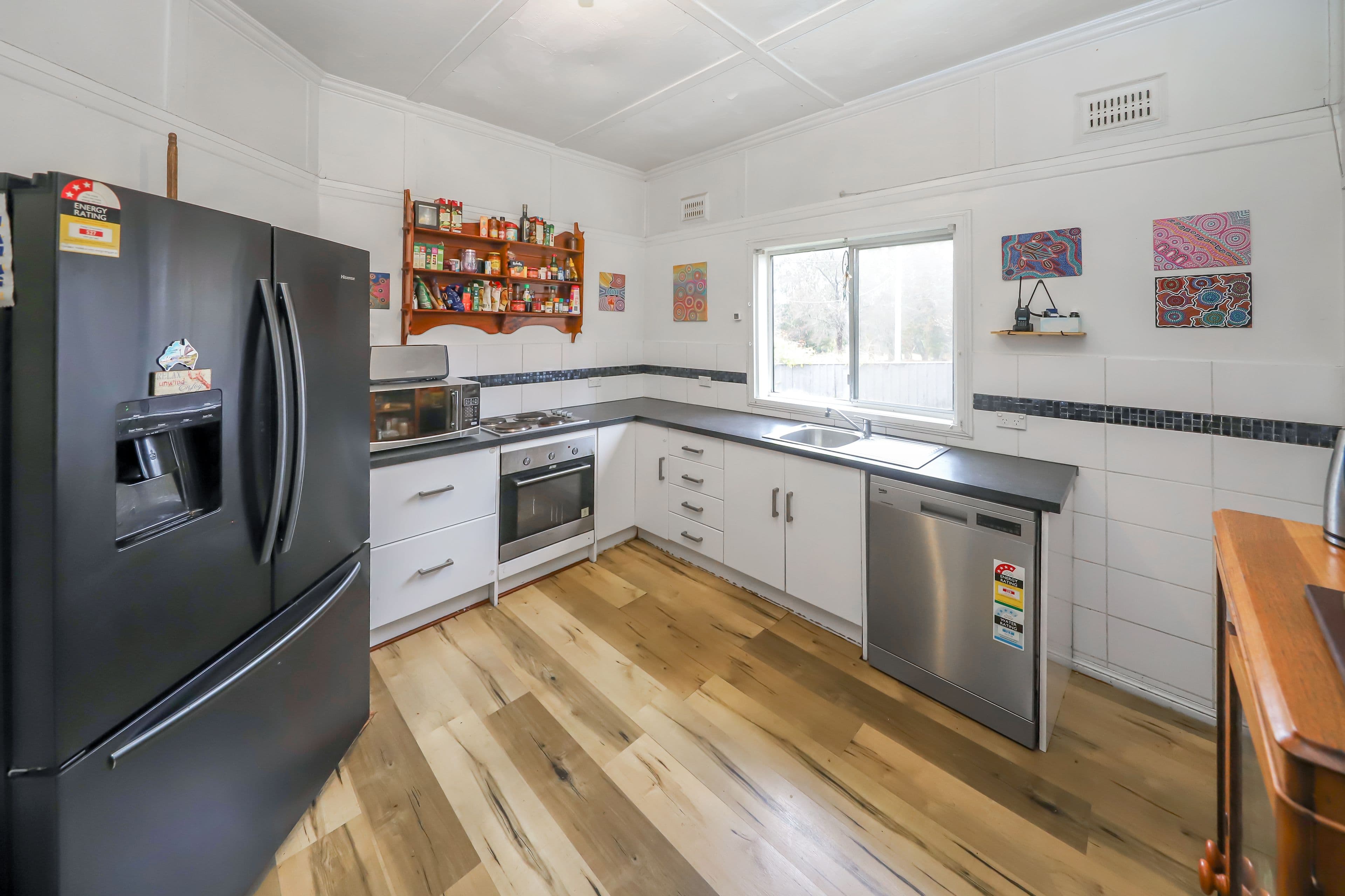 92 Pioneer Street, Batlow NSW 2730, Batlow - Thumbnail 3