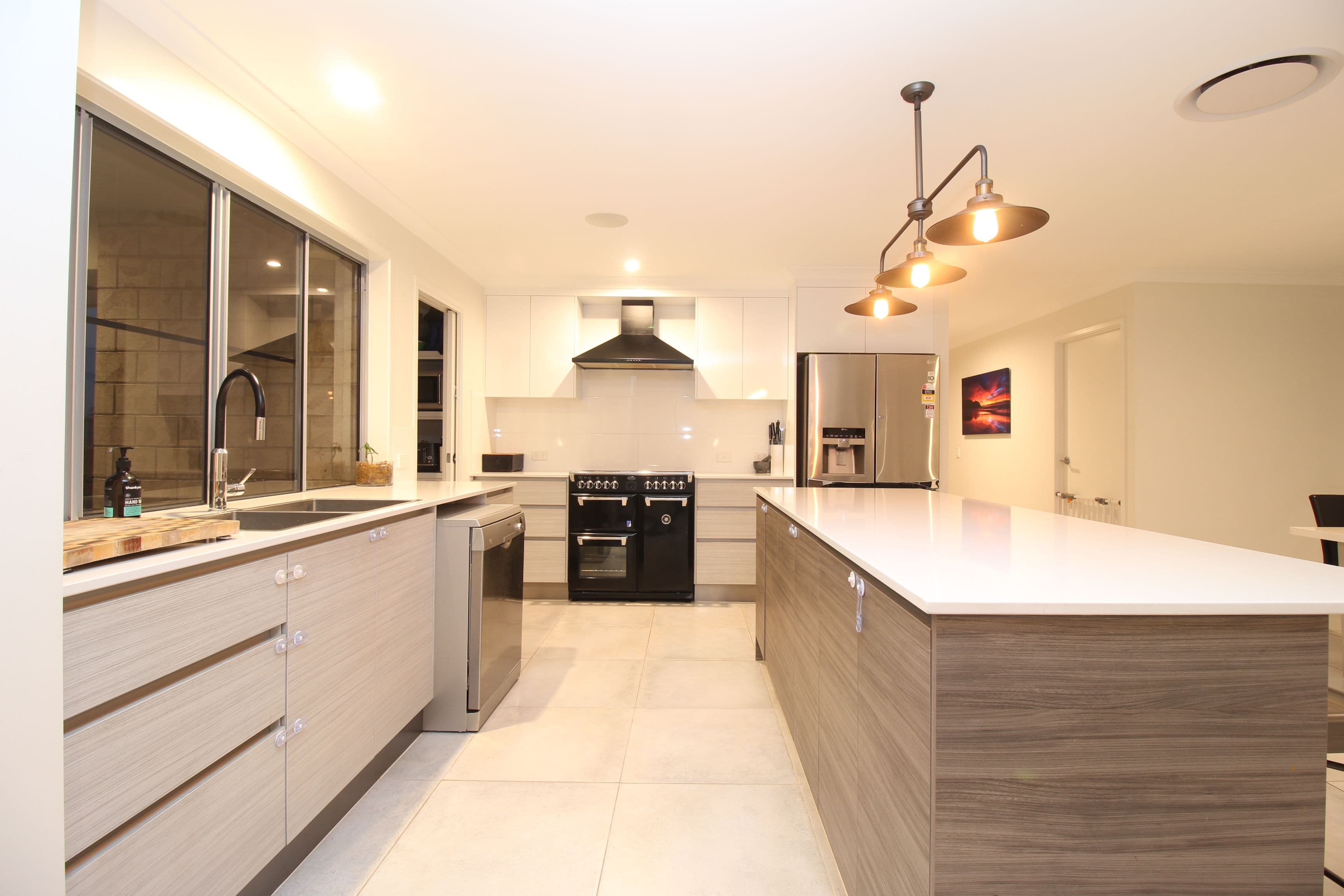 7 Caulfield Place, Emerald QLD 4720, Emerald - Thumbnail 2
