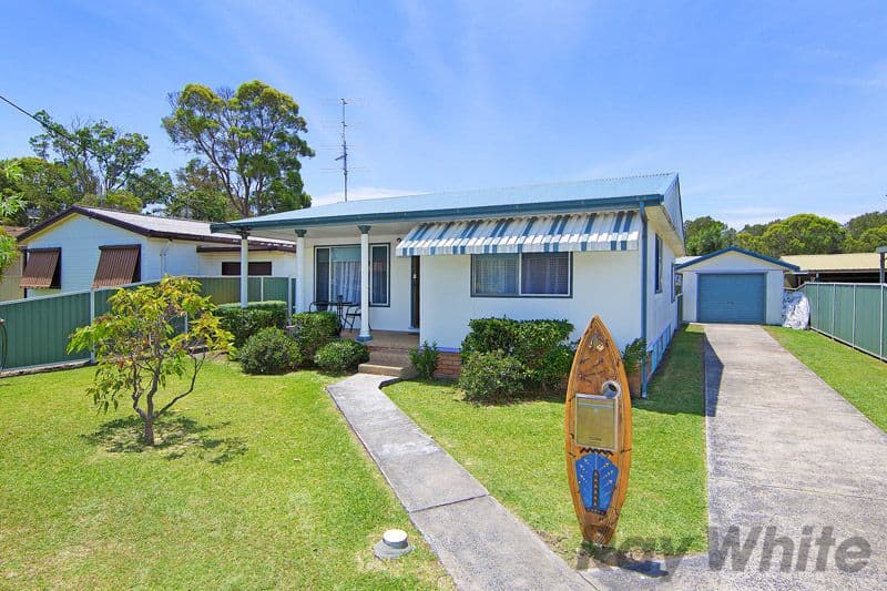 21 Manoa Road, Budgewoi NSW 2262, Budgewoi - Image 1