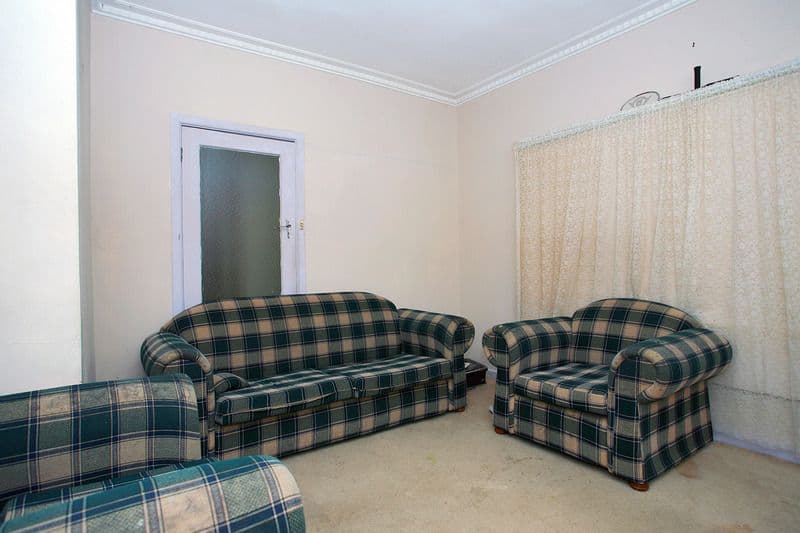 14 Norfolk Avenue, RINGWOOD VIC 3134, Ringwood - Thumbnail 2