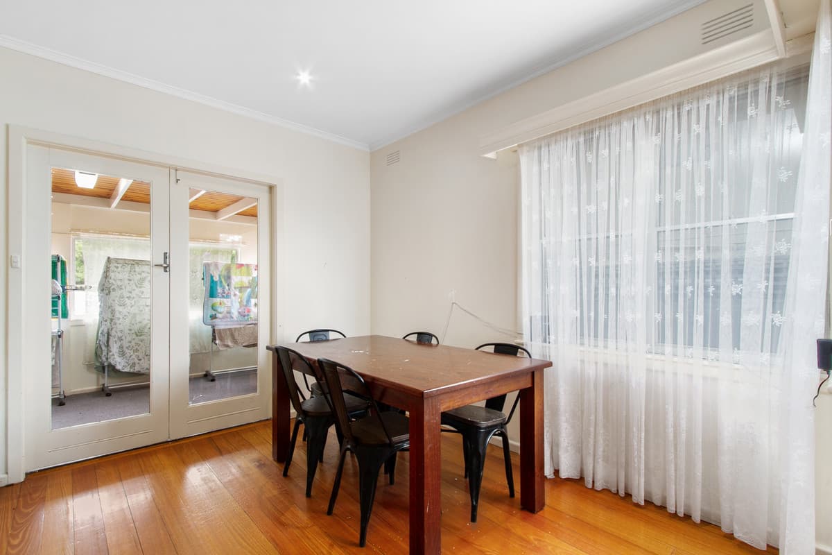 5 Latrobe Road, Morwell VIC 3840, Morwell - Thumbnail 3