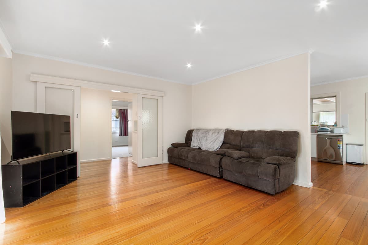 5 Latrobe Road, Morwell VIC 3840, Morwell - Thumbnail 5
