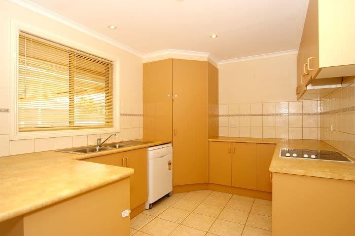 98 Charlton Road, BANNOCKBURN VIC 3331, Bannockburn - Thumbnail 2