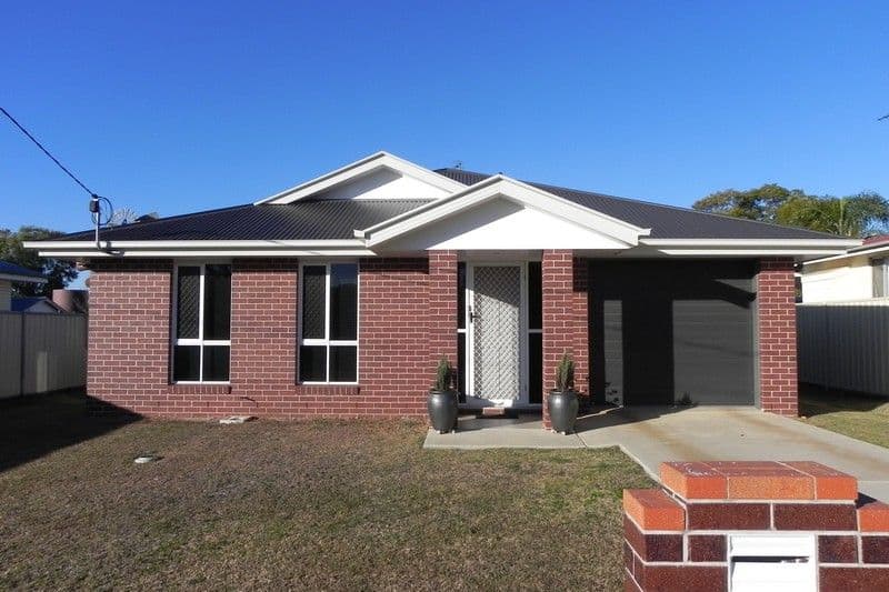 6 Allom, Pittsworth QLD 4356, Pittsworth - Image 1