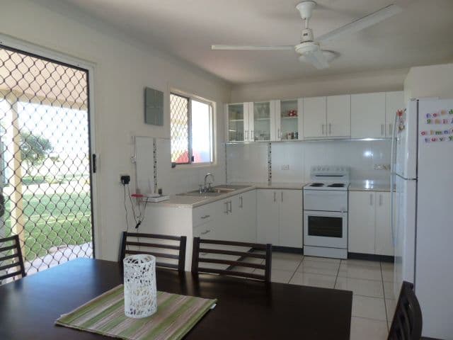 10 Youngs Lane, WALKERSTON QLD 4751, Walkerston - Thumbnail 3