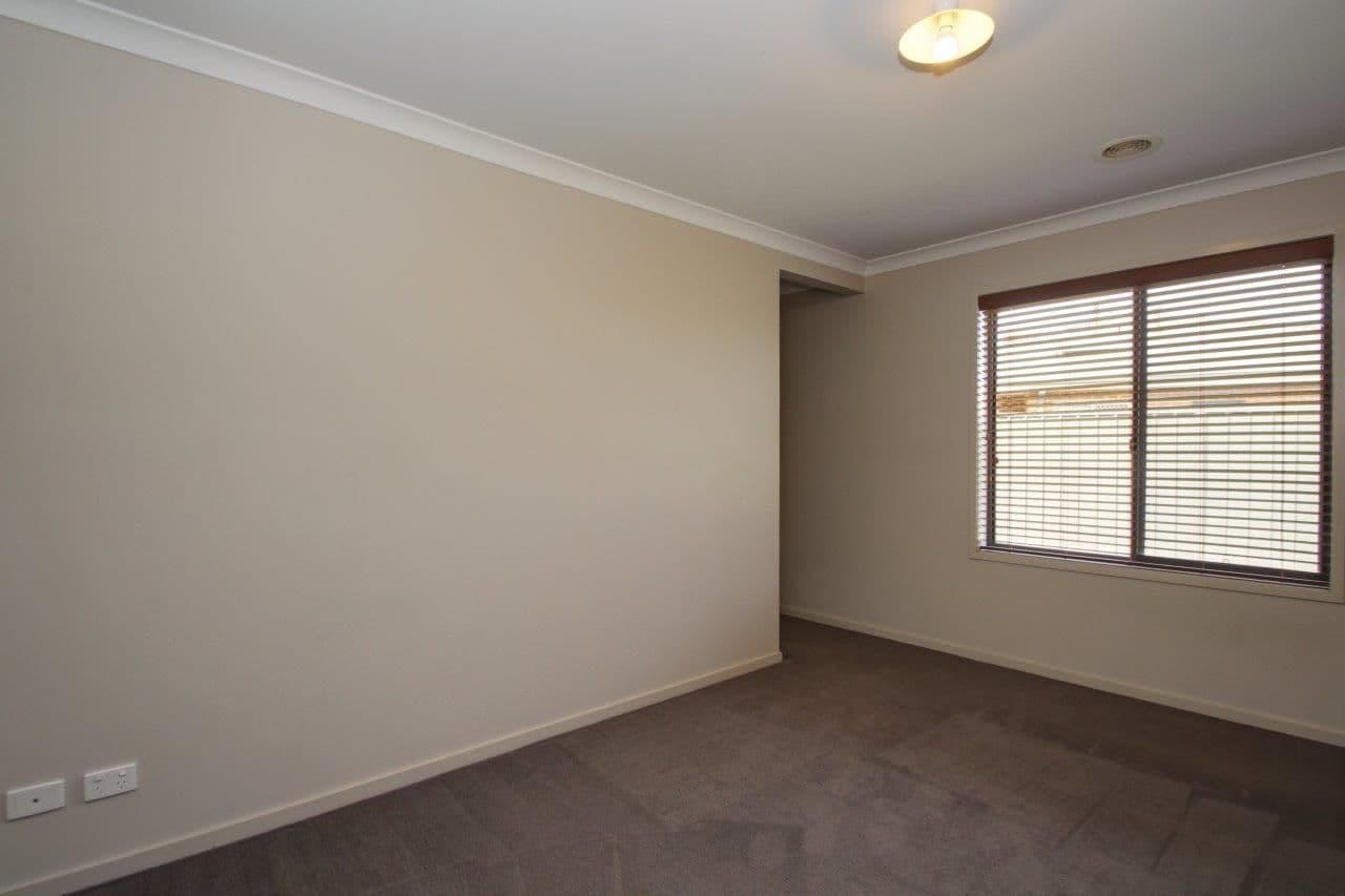 3 Cosmo Drive, Cobram VIC 3644, Cobram - Thumbnail 5