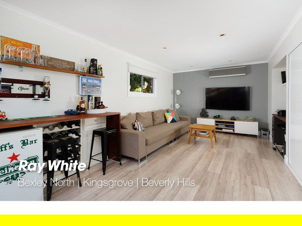 49 Rosebank Avenue, Kingsgrove - Thumbnail 5