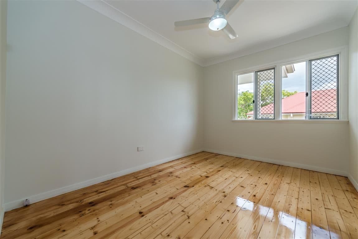 23 Swayne Street, CARINA HEIGHTS QLD 4152, Carina Heights - Thumbnail 3