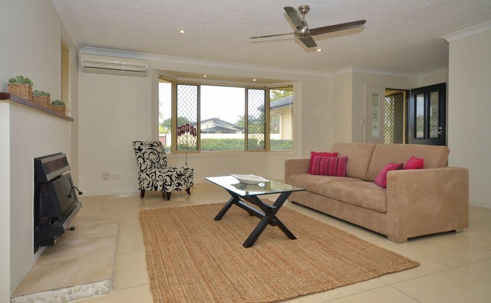 19 Tattler Way, BURLEIGH WATERS QLD 4220, Burleigh Waters - Thumbnail 5