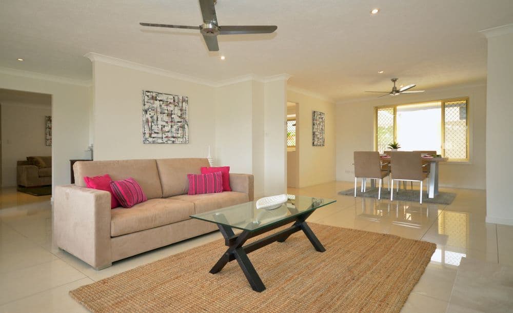 19 Tattler Way, BURLEIGH WATERS QLD 4220, Burleigh Waters - Thumbnail 6