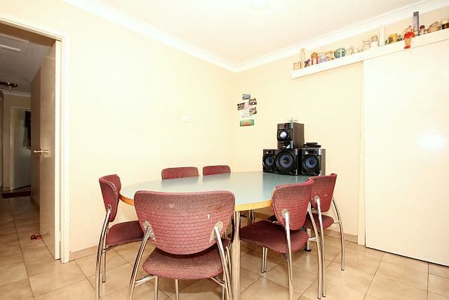 22A Surrey Avenue, GEORGES HALL NSW 2198, Georges Hall - Thumbnail 2