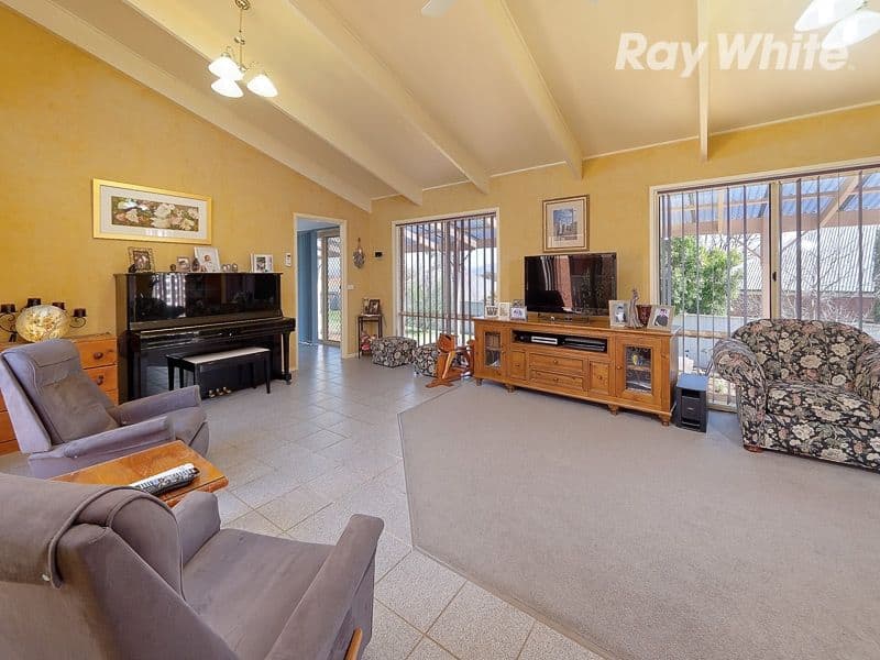 7 Highgrove Place, WEST ALBURY NSW 2640, West Albury - Thumbnail 2