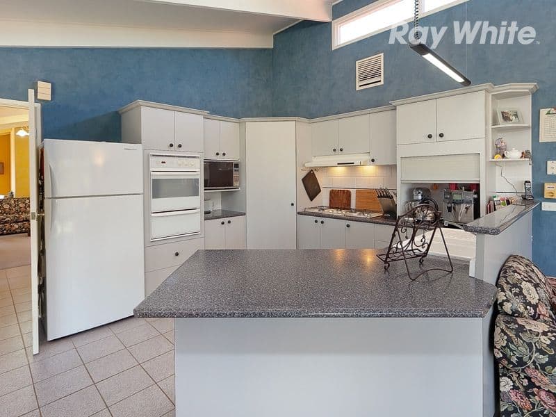 7 Highgrove Place, WEST ALBURY NSW 2640, West Albury - Thumbnail 7