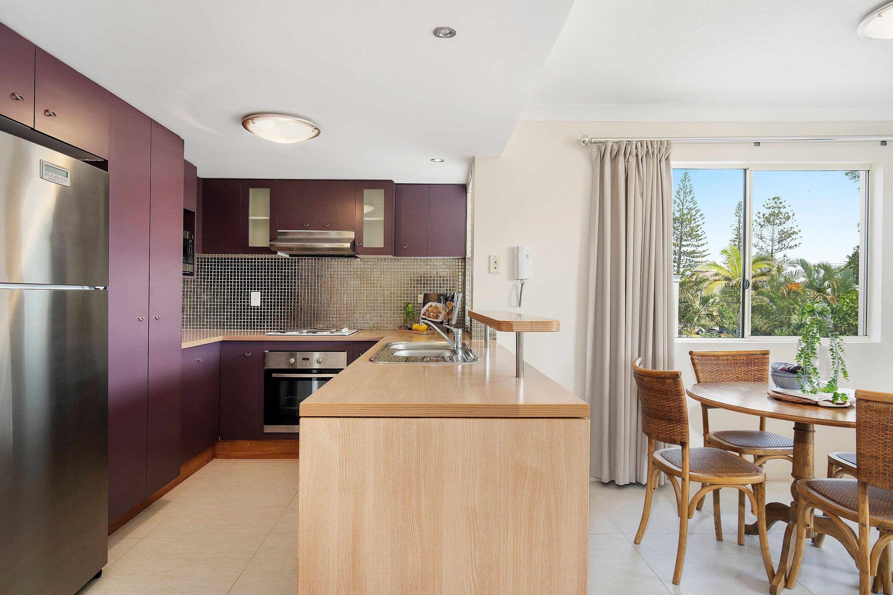 59-61 Petrel Avenue, Mermaid Beach QLD 4218, Mermaid Beach - Thumbnail 2