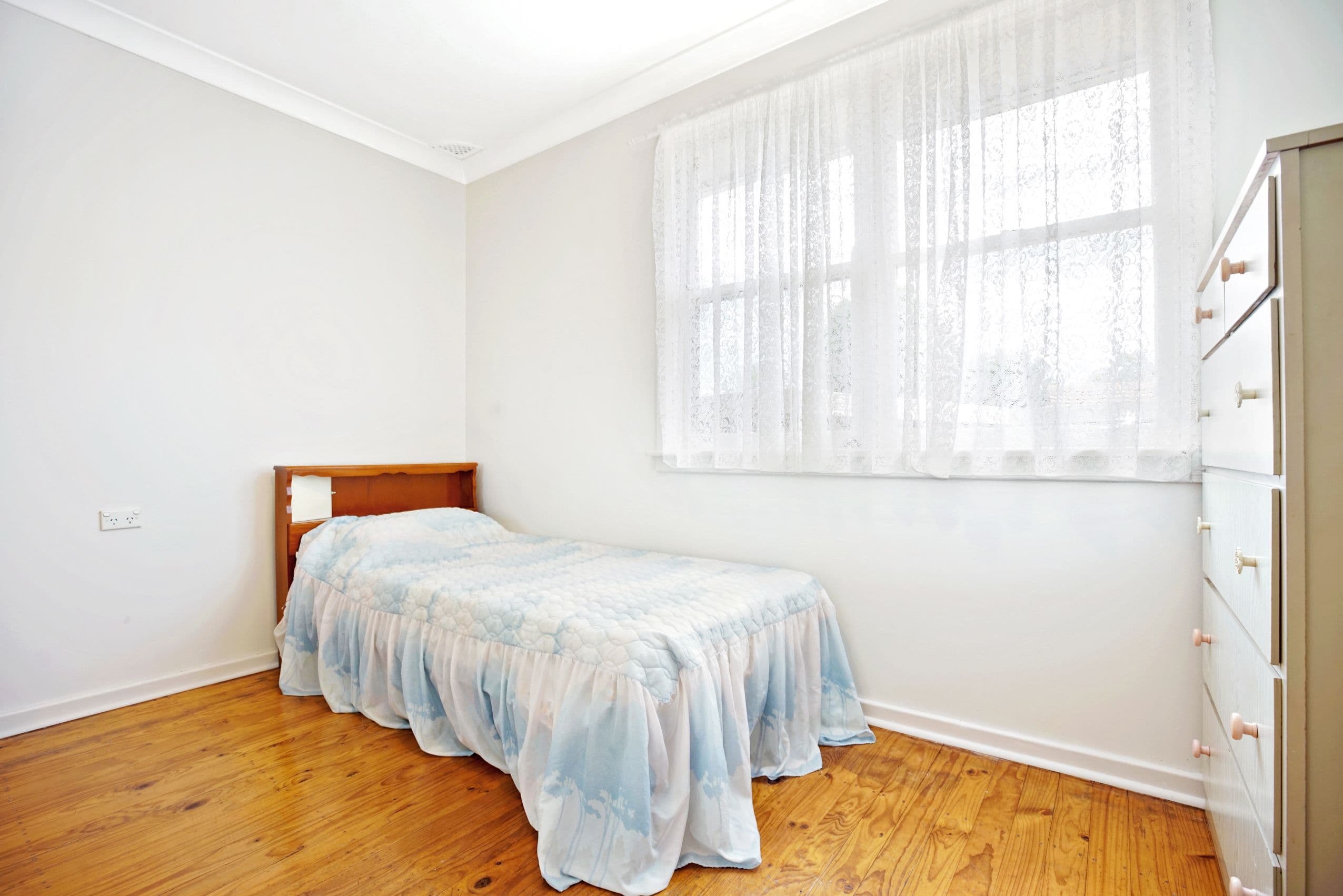 33 Idriess Crescent, Blackett - Thumbnail 6