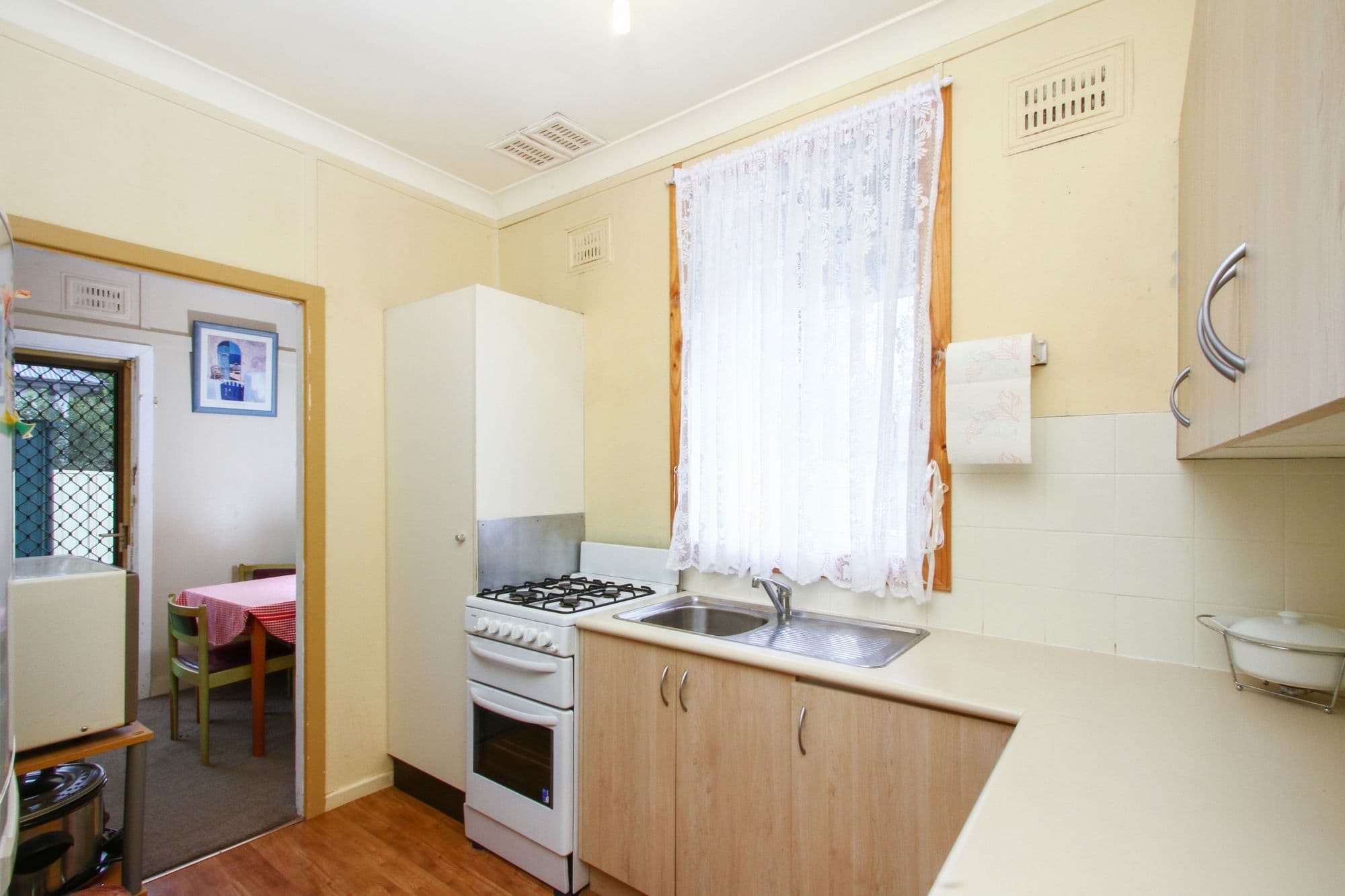39 Hill Street, Goulburn - Thumbnail 3