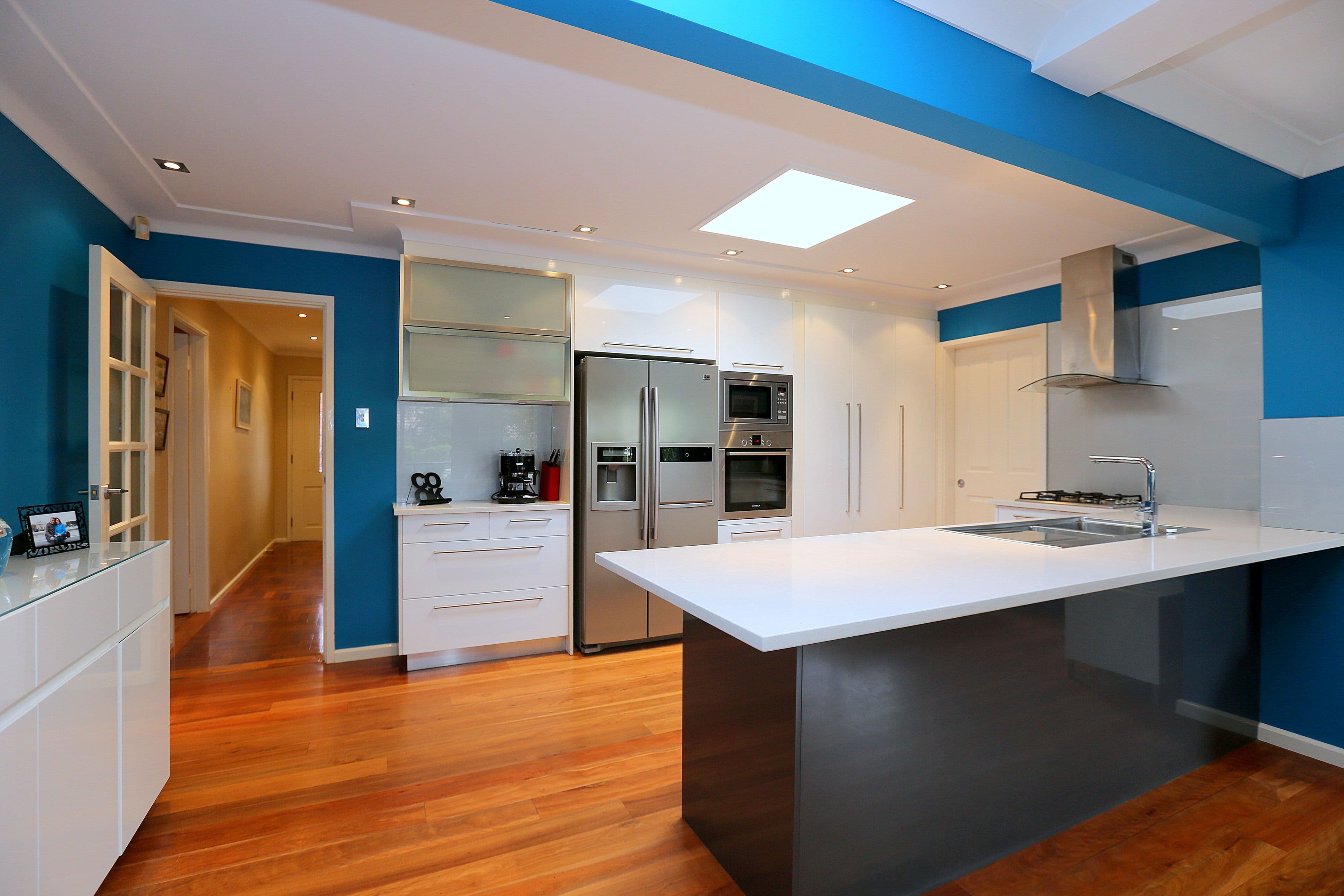 27 Josephine Crescent, Georges Hall - Thumbnail 5