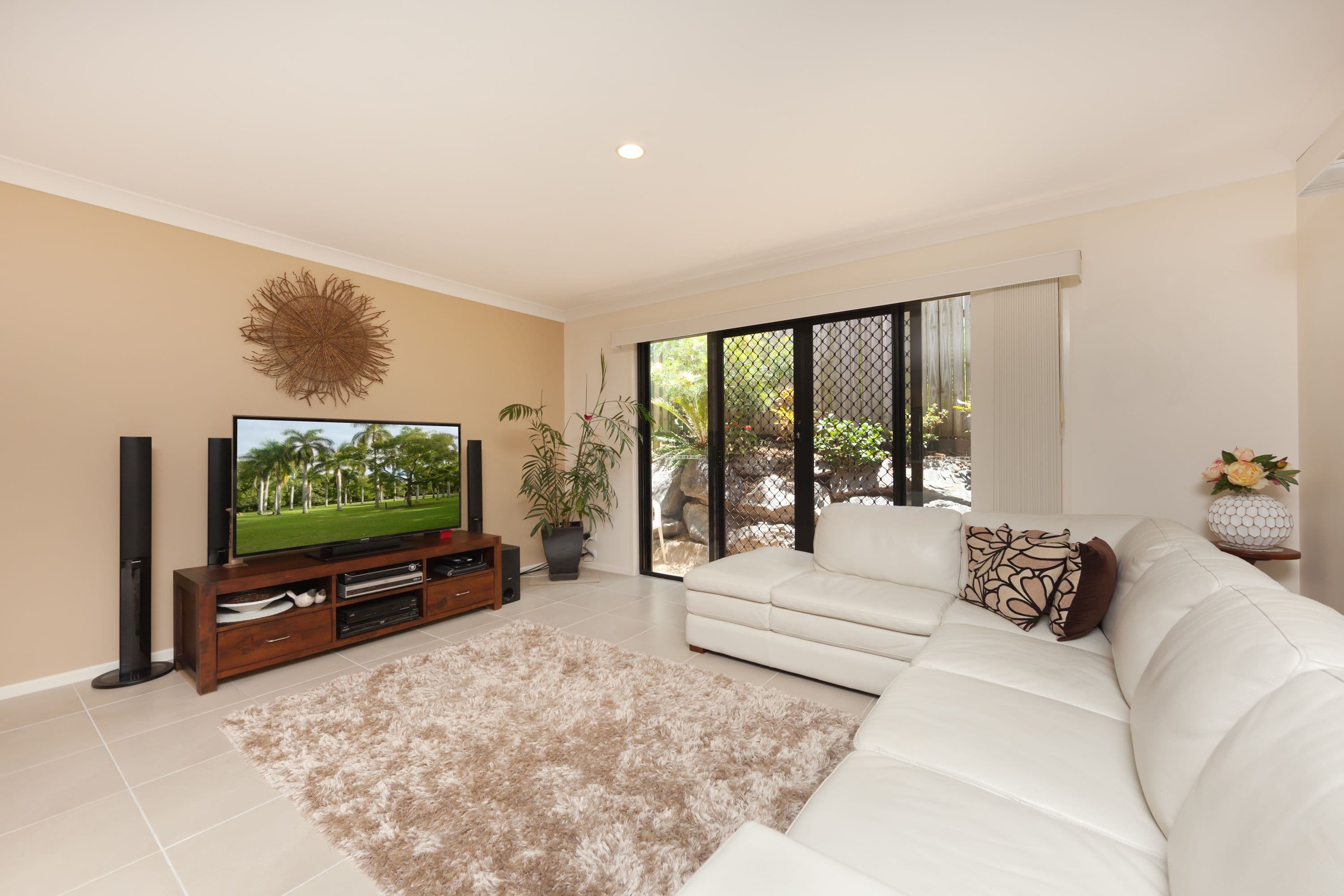 59 Eugaree Street, Southport QLD 4215, Southport - Thumbnail 3