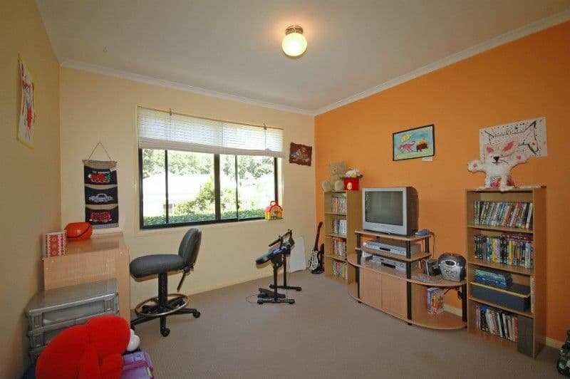 22 Trentbridge Court, MOUNT NATHAN QLD 4211, Mount Nathan - Thumbnail 8