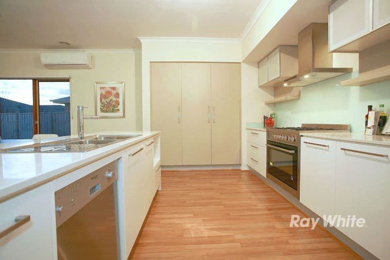 75 Melington Drive, LYNDHURST VIC 3975, Lyndhurst - Thumbnail 8
