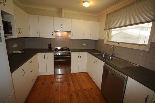12 Pennant Street, ABERFOYLE PARK SA 5159, Aberfoyle Park - Thumbnail 2