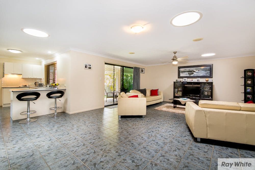 6 Tayla Close, Bridgeman Downs QLD 4035, Bridgeman Downs - Thumbnail 4