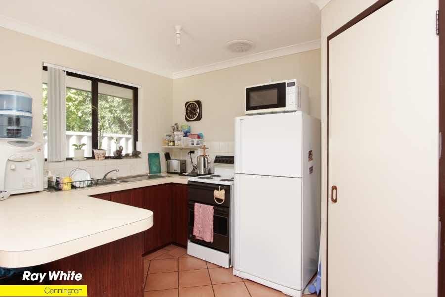 33 Nicholson Road, CANNINGTON WA 6107, Cannington - Thumbnail 2