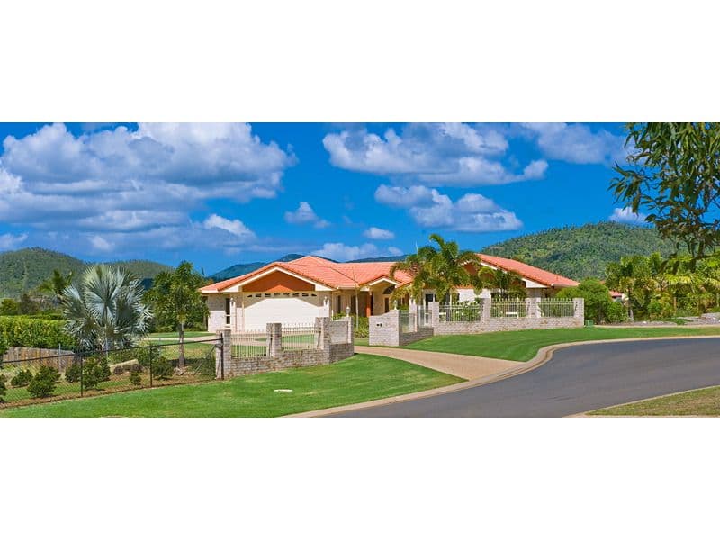 13 Rebecca Close, ROCKYVIEW QLD 4701, Rockyview - Image 1