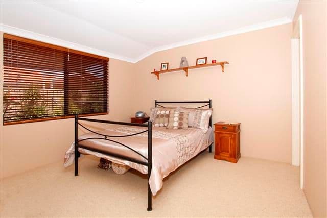 266 Fraser Road North, CANNING VALE WA 6155, Canning Vale - Thumbnail 6