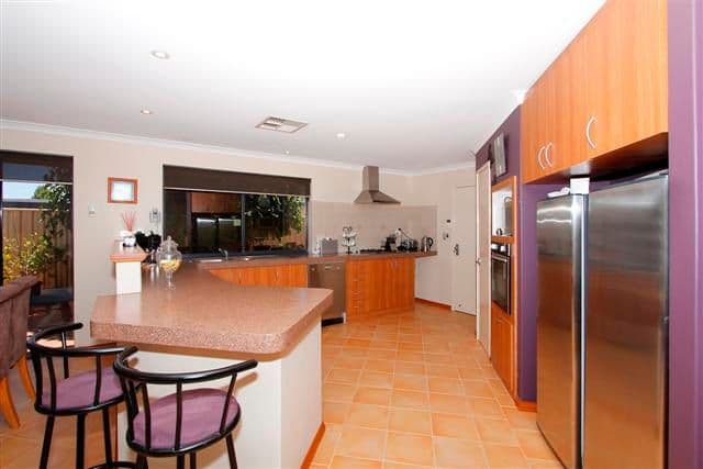 266 Fraser Road North, CANNING VALE WA 6155, Canning Vale - Thumbnail 8