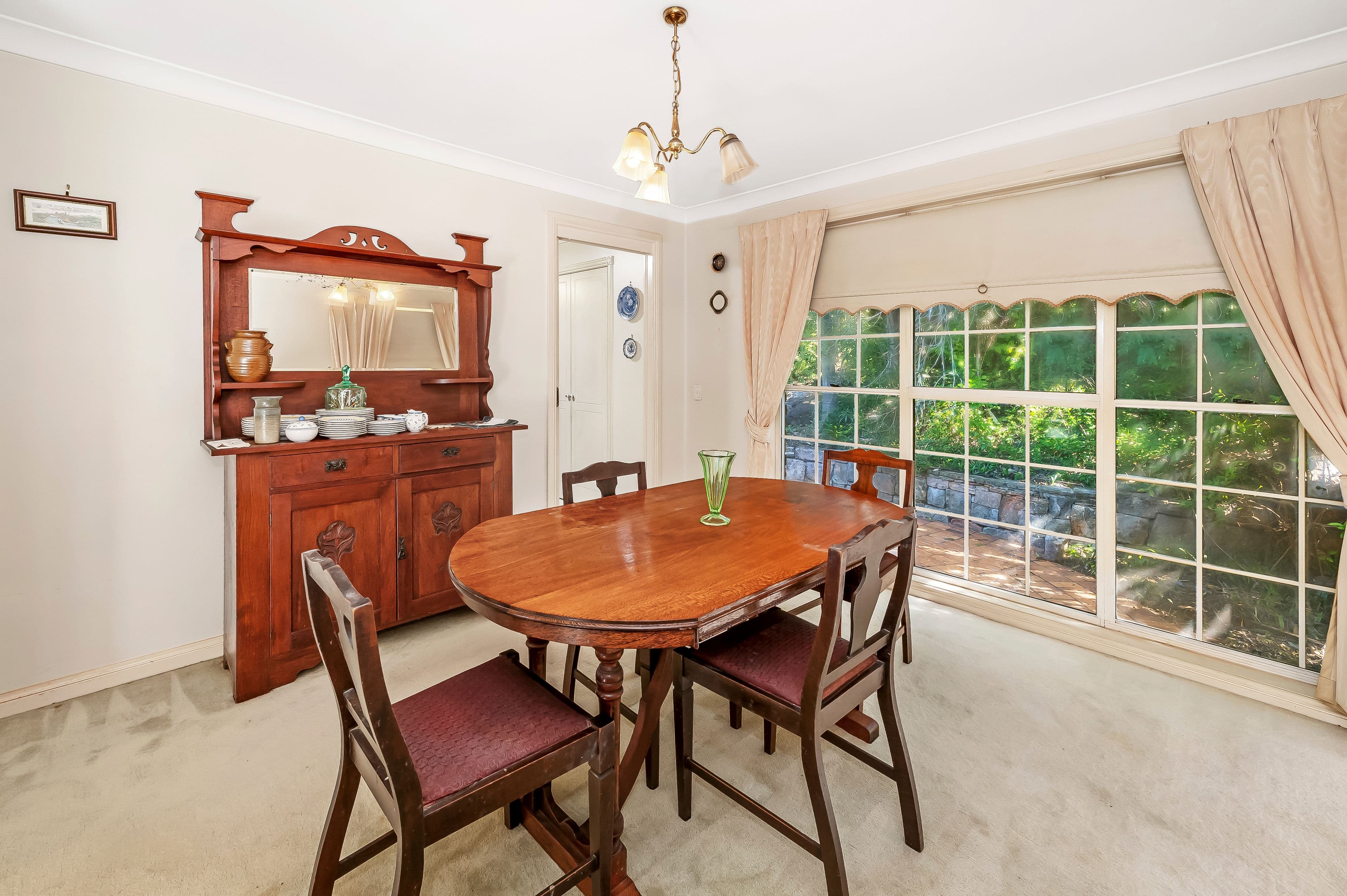 1 Hely Place, Mount Ommaney QLD 4074, Mount Ommaney - Thumbnail 4