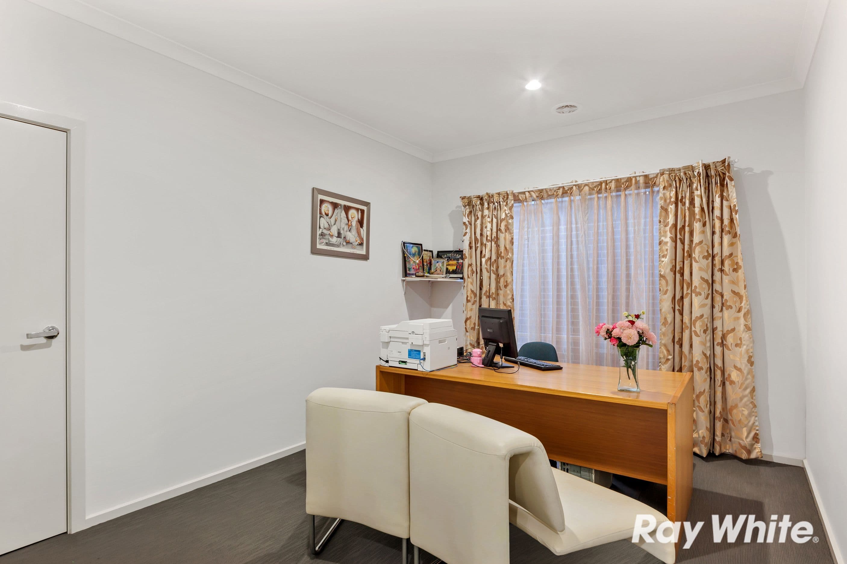 30 LAMBOURNE Avenue, Truganina VIC 3029, Truganina - Thumbnail 6