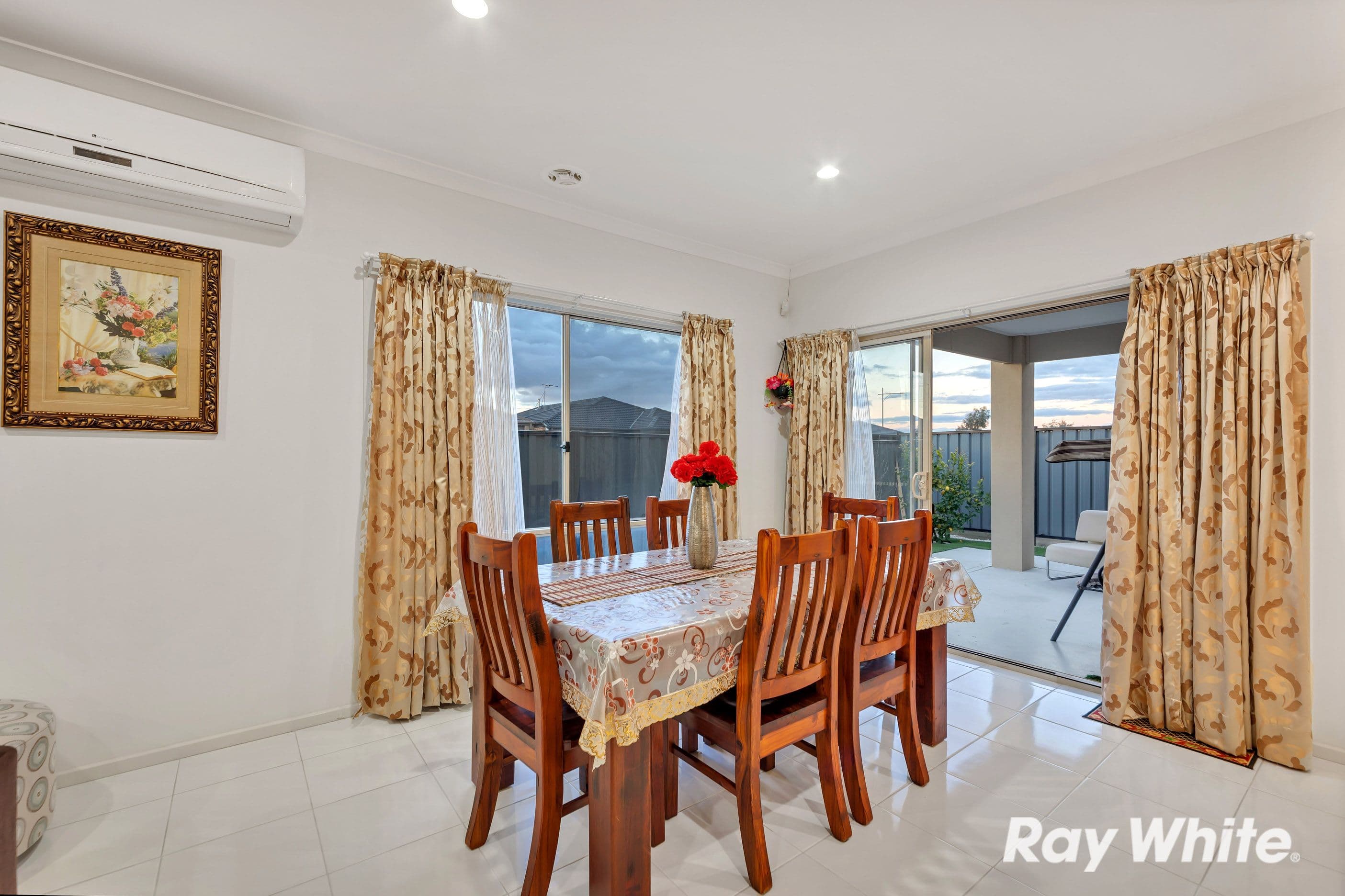 30 LAMBOURNE Avenue, Truganina VIC 3029, Truganina - Thumbnail 8