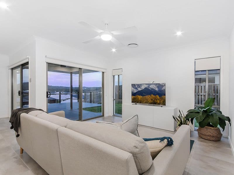 19 Hibiscus Crescent, MAUDSLAND QLD 4210, Maudsland - Thumbnail 6