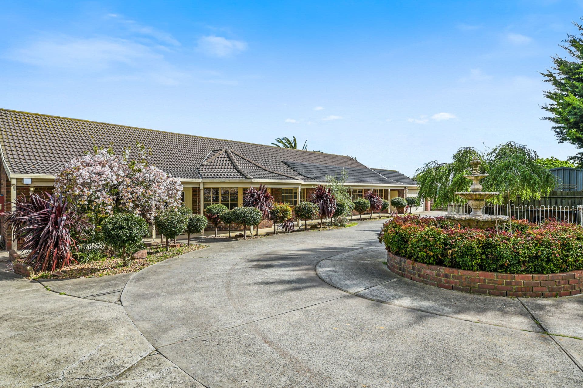 27 Crawley Road, Narre Warren North VIC 3804, Narre Warren North - Thumbnail 3