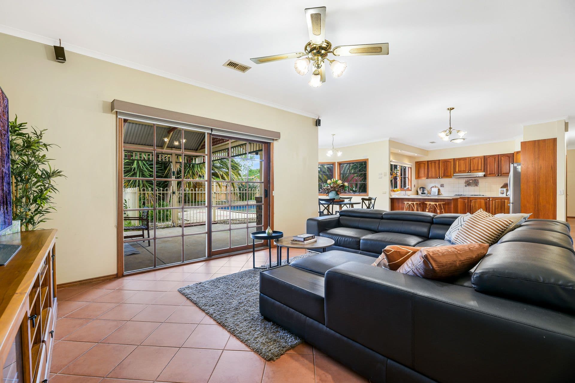 27 Crawley Road, Narre Warren North VIC 3804, Narre Warren North - Thumbnail 7