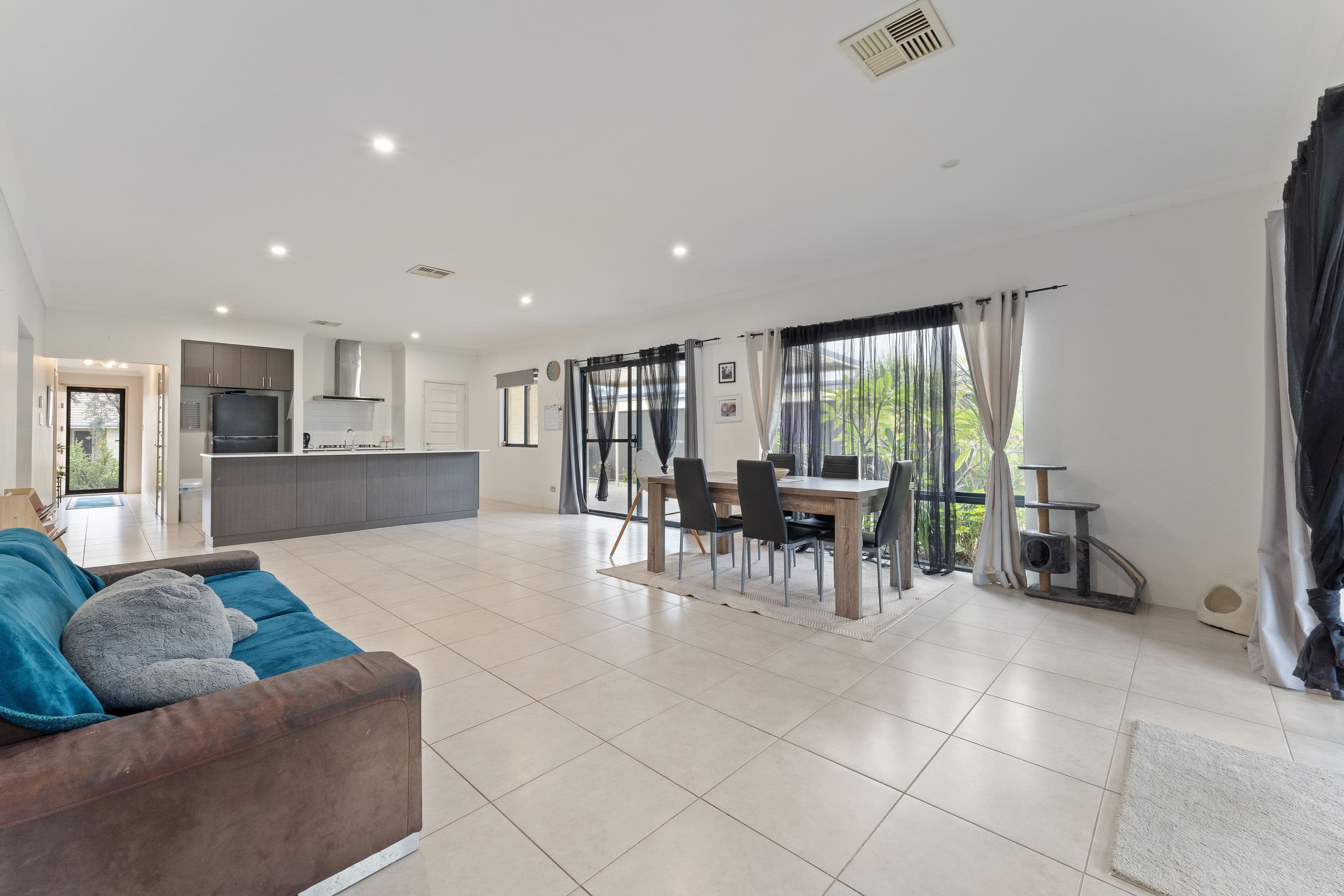 17 Rushmore Loop, Baldivis WA 6171, Baldivis - Thumbnail 8