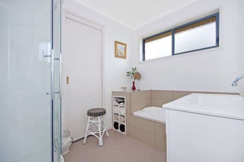 21 Landmann Street, WARRNAMBOOL VIC 3280, Warrnambool - Thumbnail 7