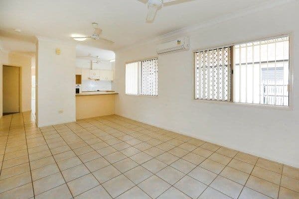 10 Gardenia Avenue, Kirwan QLD 4817, Kirwan - Thumbnail 4