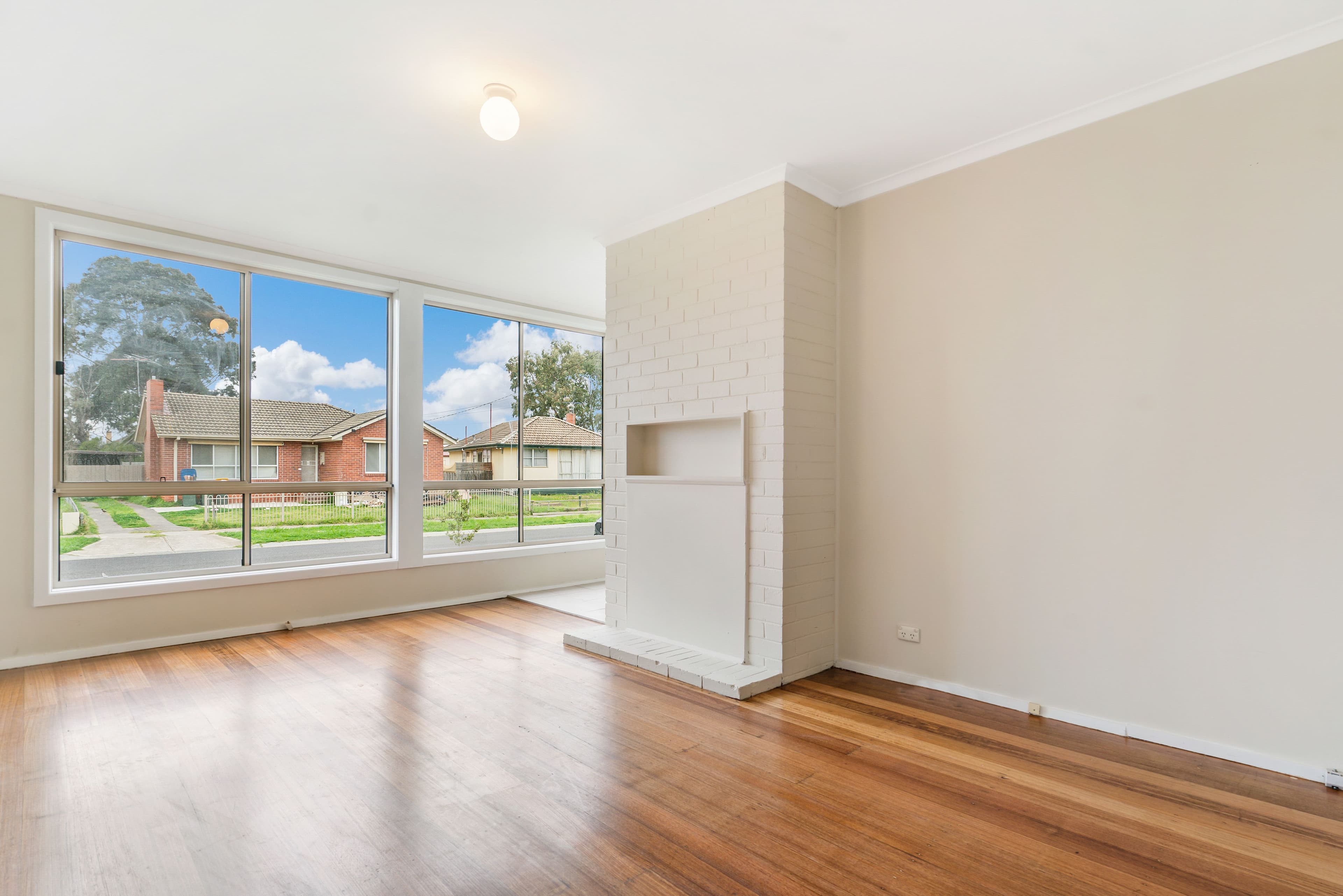 12 Deborah Street, Werribee VIC 3030, Werribee - Thumbnail 4